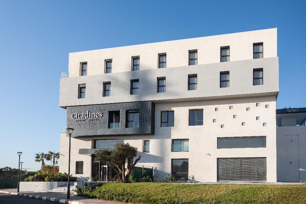 listing card gallery