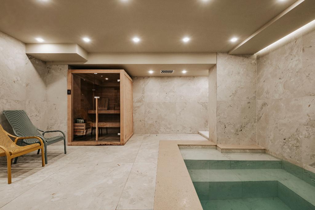 Regional Hotel by NEU Collective — property photo 1