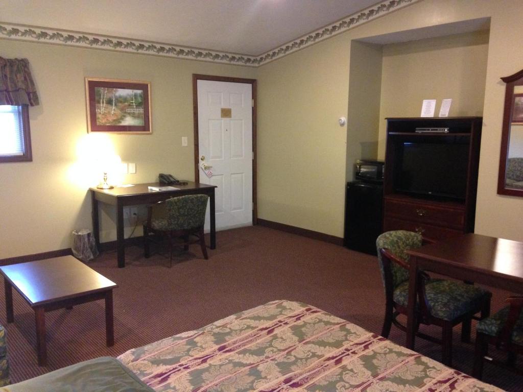 Fred S Inn Restaurant Lodging