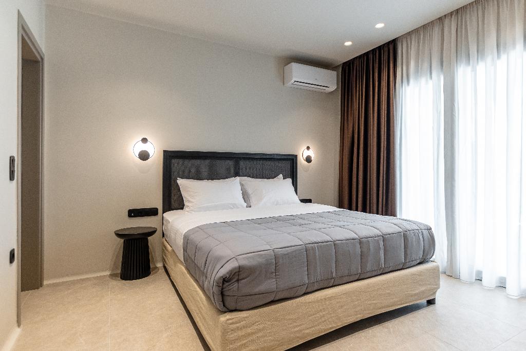 Lithia Exclusive Villas