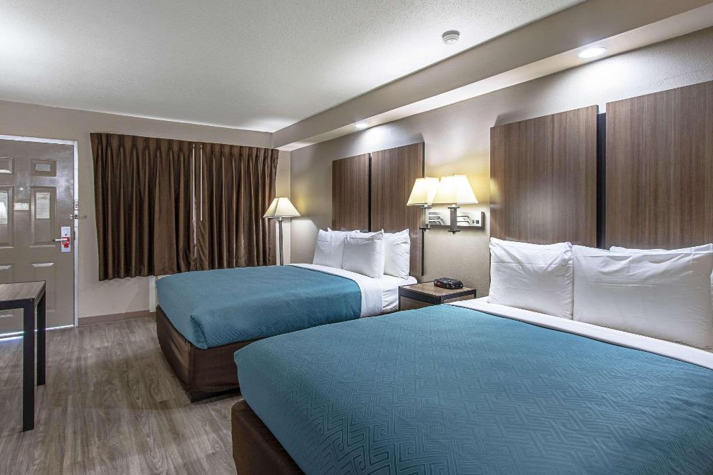 Econo Lodge Kingsville