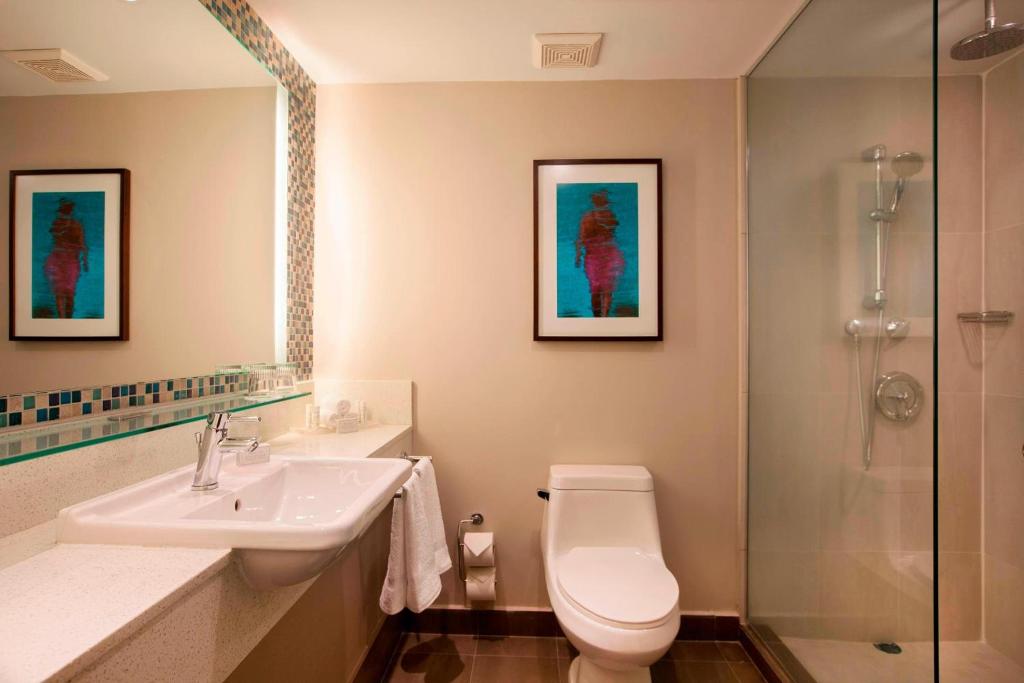 Courtyard By Marriott Isla Verde Beach Resort