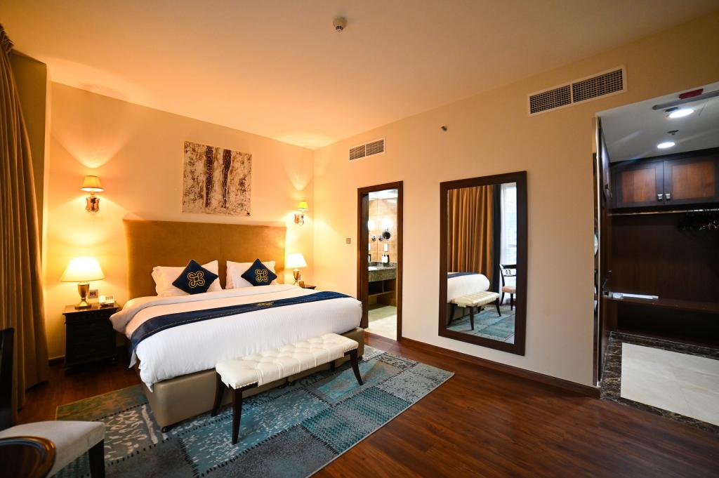 Seven Seas Hotel