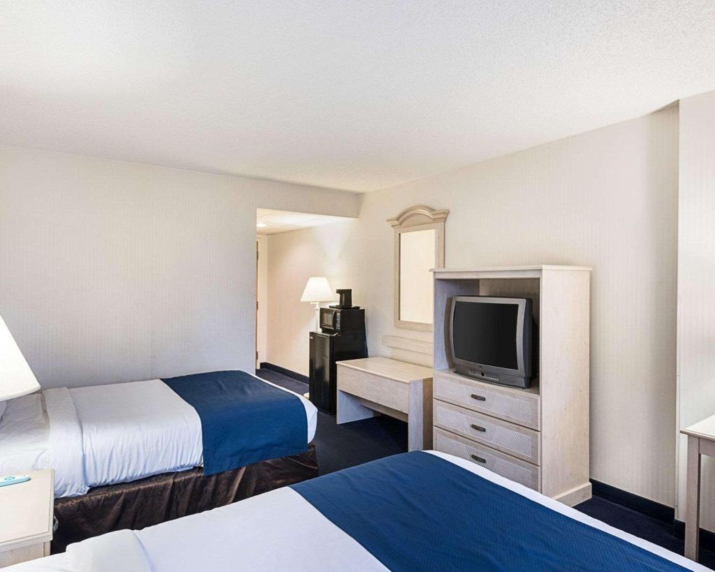 Econo Lodge Inn & Suites Rehoboth Beach
