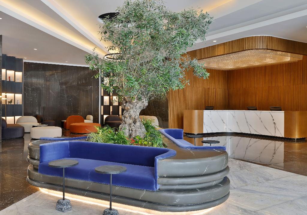 Hotel Local - Lobby