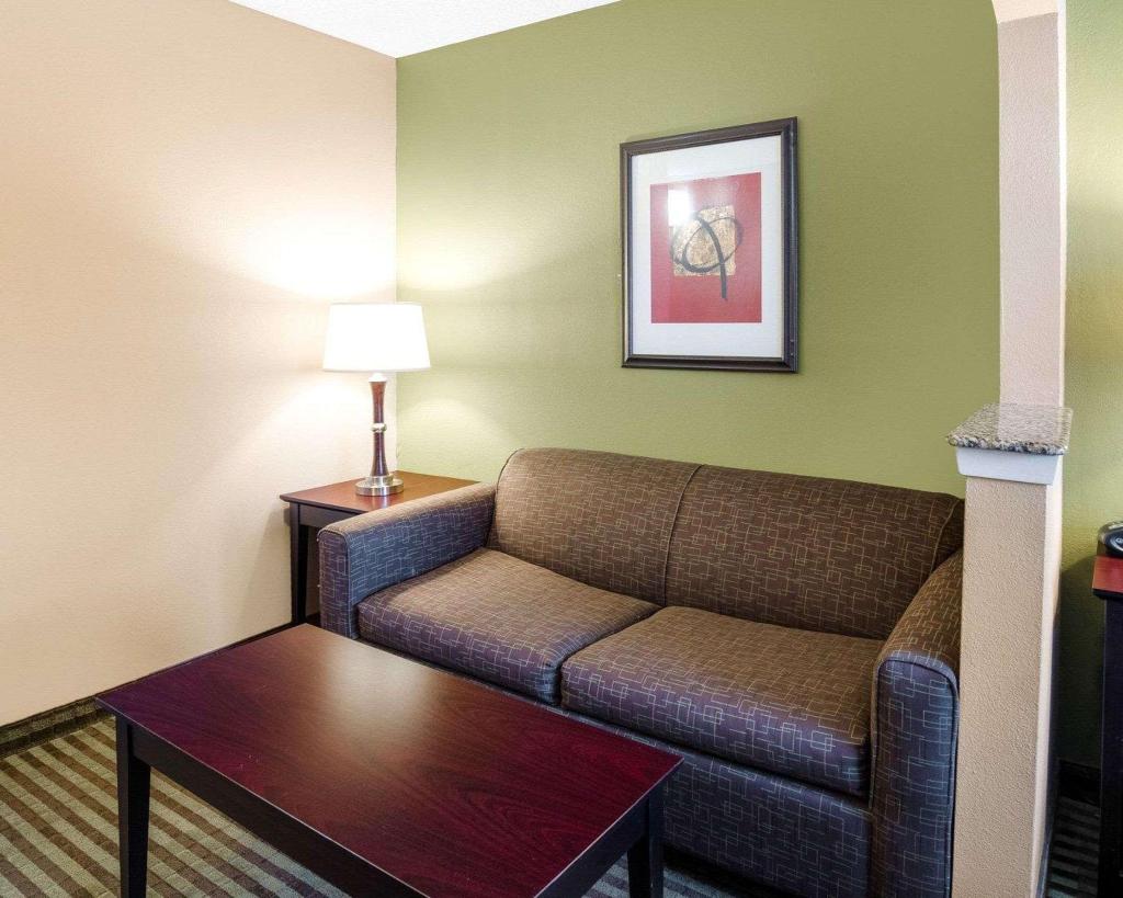 Quality Suites Irving-Las Colinas