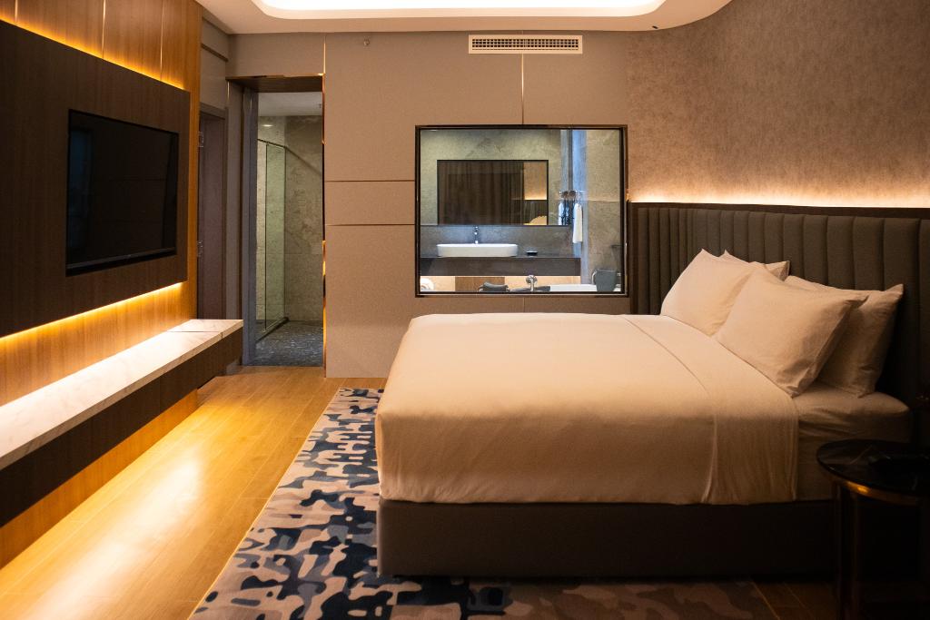 Aglow Hotel Harbor Bay Batam