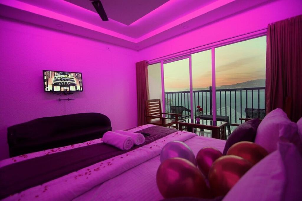 Bright Meadow Dam View Resort