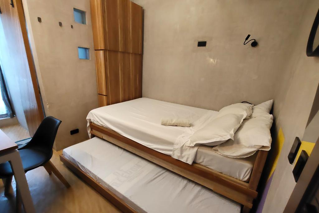 Redenza Suites Makati By Zuzu