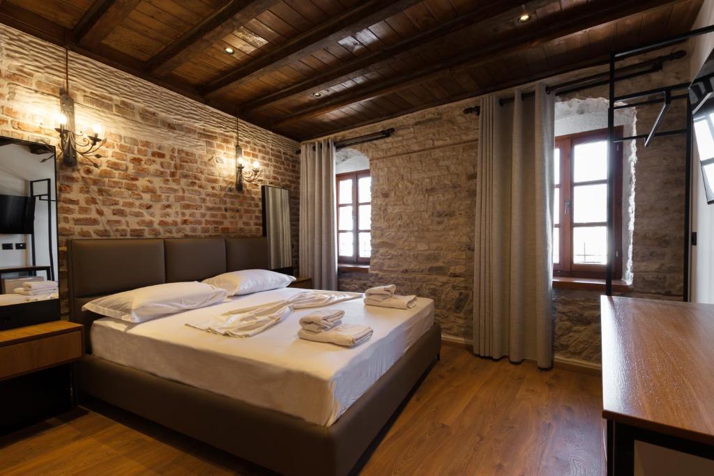 Furra Hotel