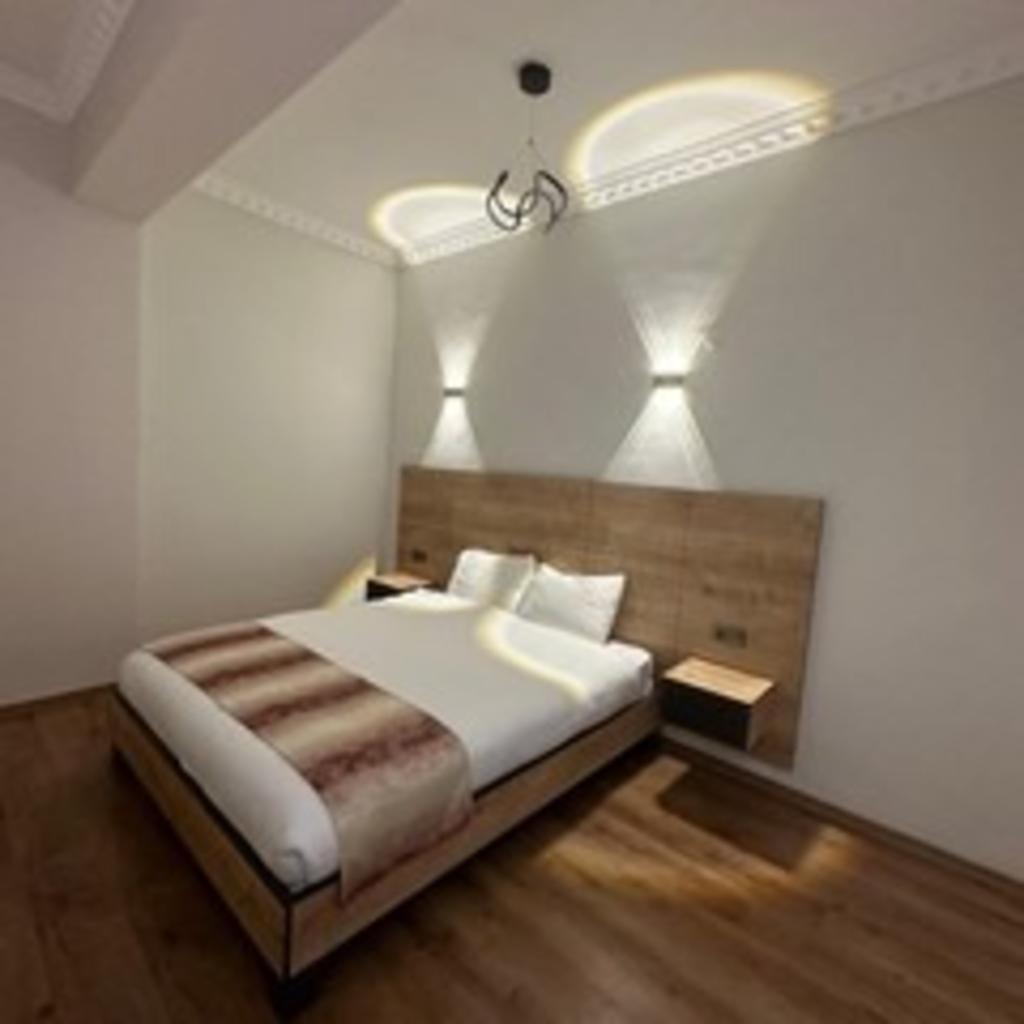 Van Orient Hotel
