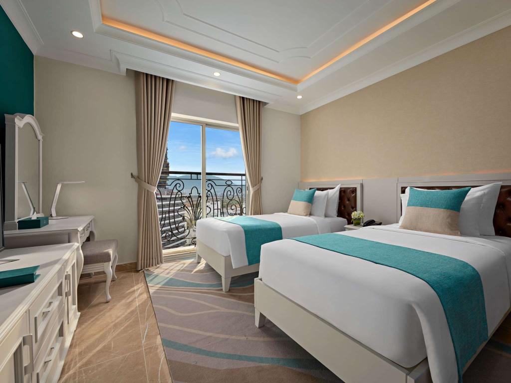 Mercure Nha Trang Beach