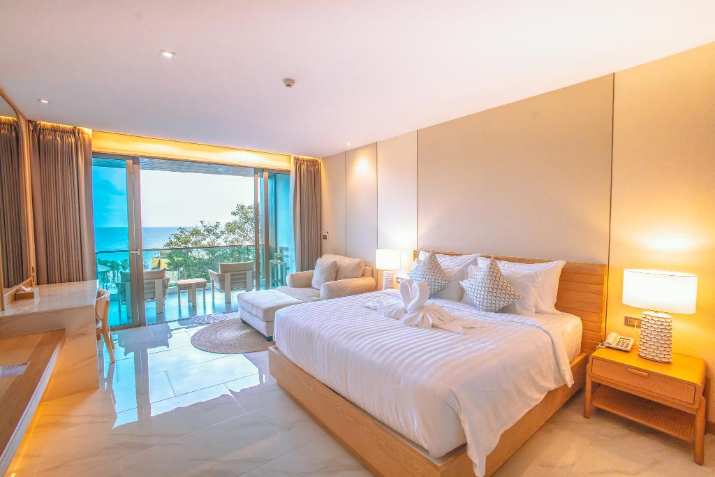Luxtalay Khanom Hotel