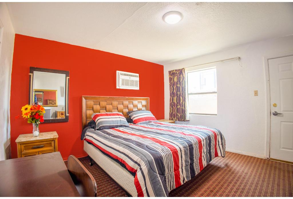 Sands Motel By OYO El Paso near Airport