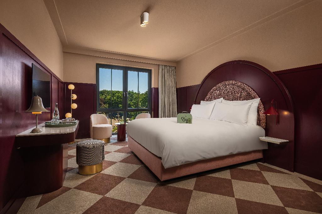 Efteling Grand Hotel Ticket Included