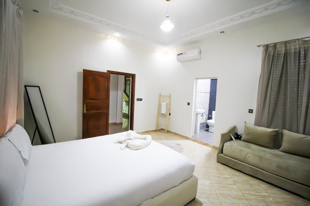 Redmoon Villa & Riad