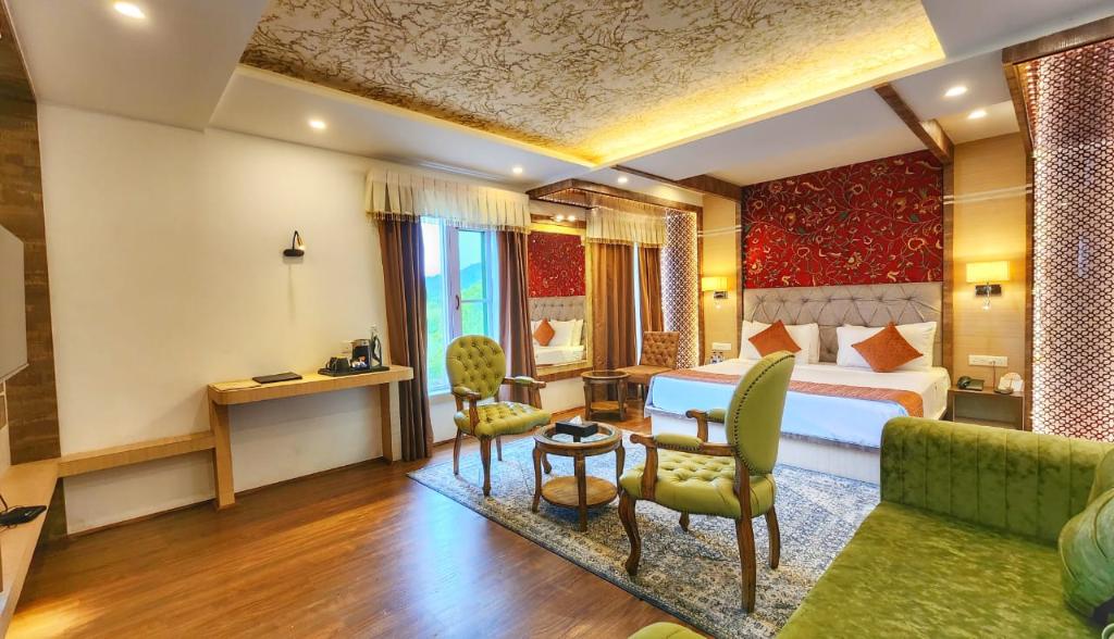The Walnut Creek Hotel