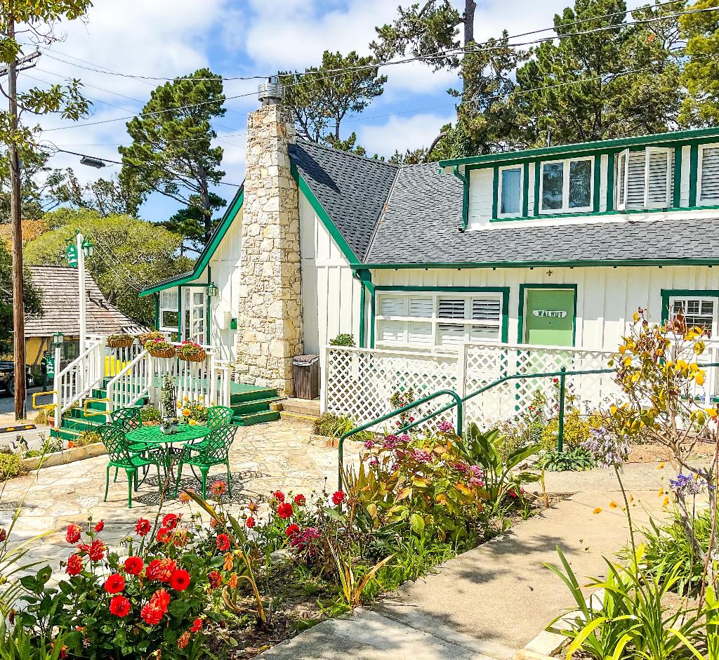 Carmel Green Lantern Inn