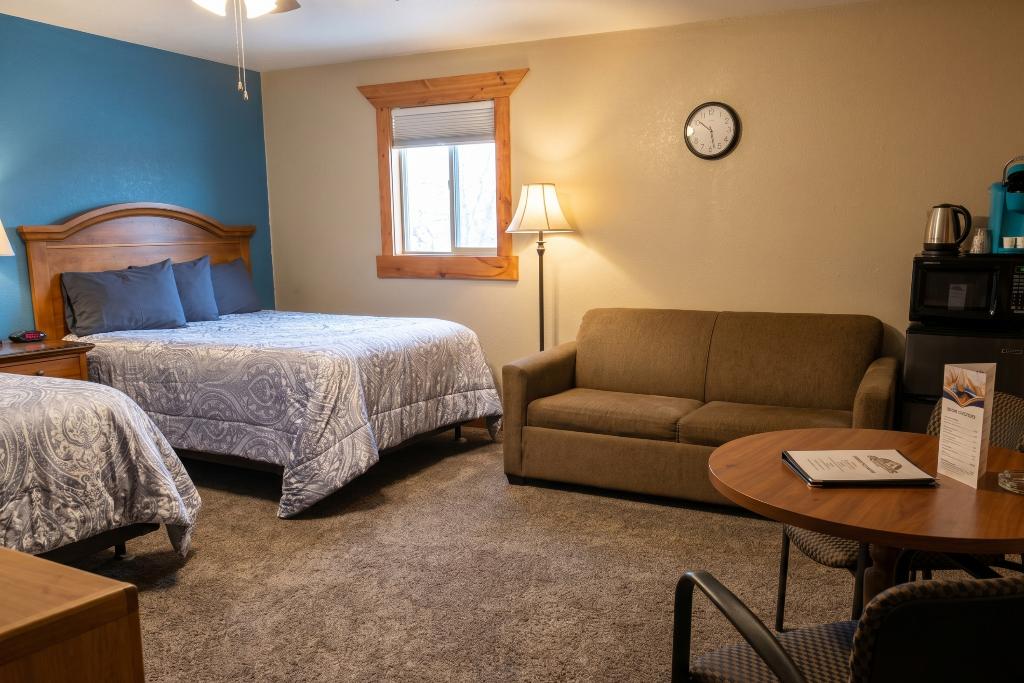 KJ's Inn and Suites By OYO Gettysburg U.S. Hwy 212