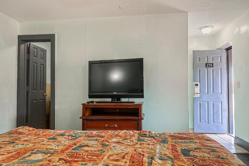 OYO Hotel Jonesboro Near Atlanta Airport