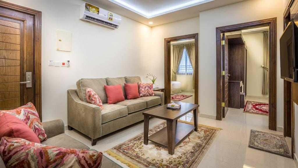 Sunday Pearl Suites