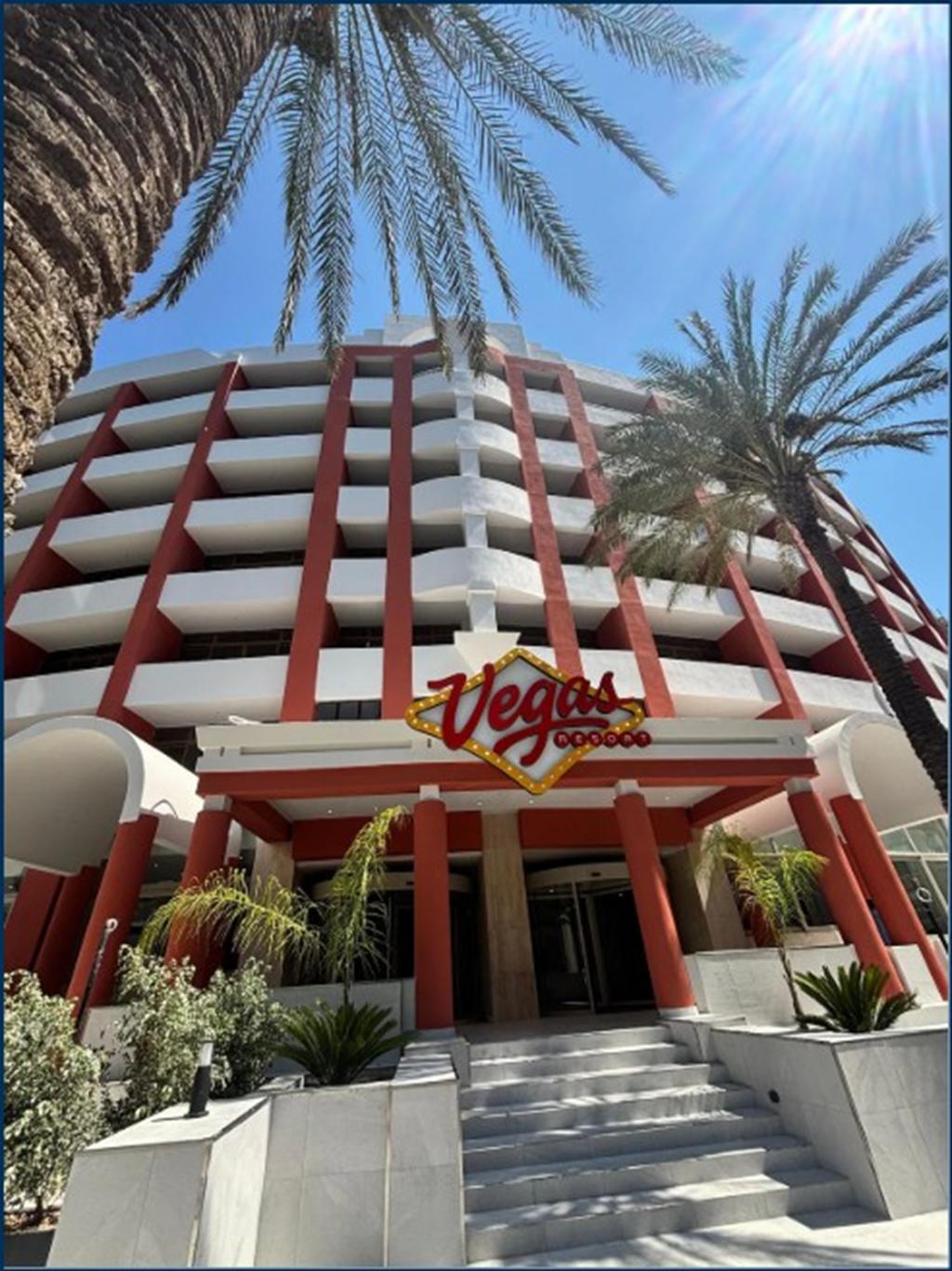 Vegas Resort — property photo 1