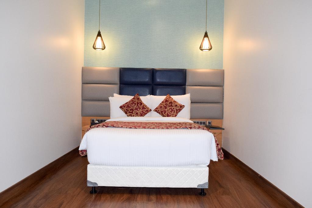 Srm Hotel
