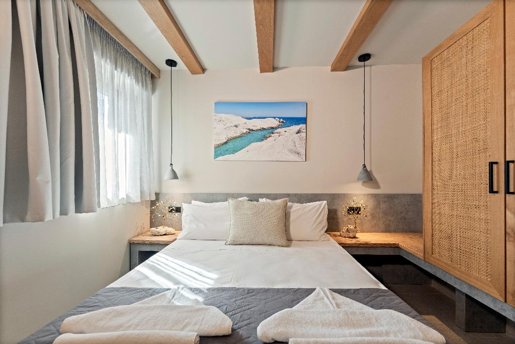 Volta Seaside Boutique Hotel