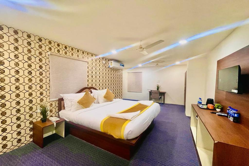 Hotel Eagle Grand Airport Zone