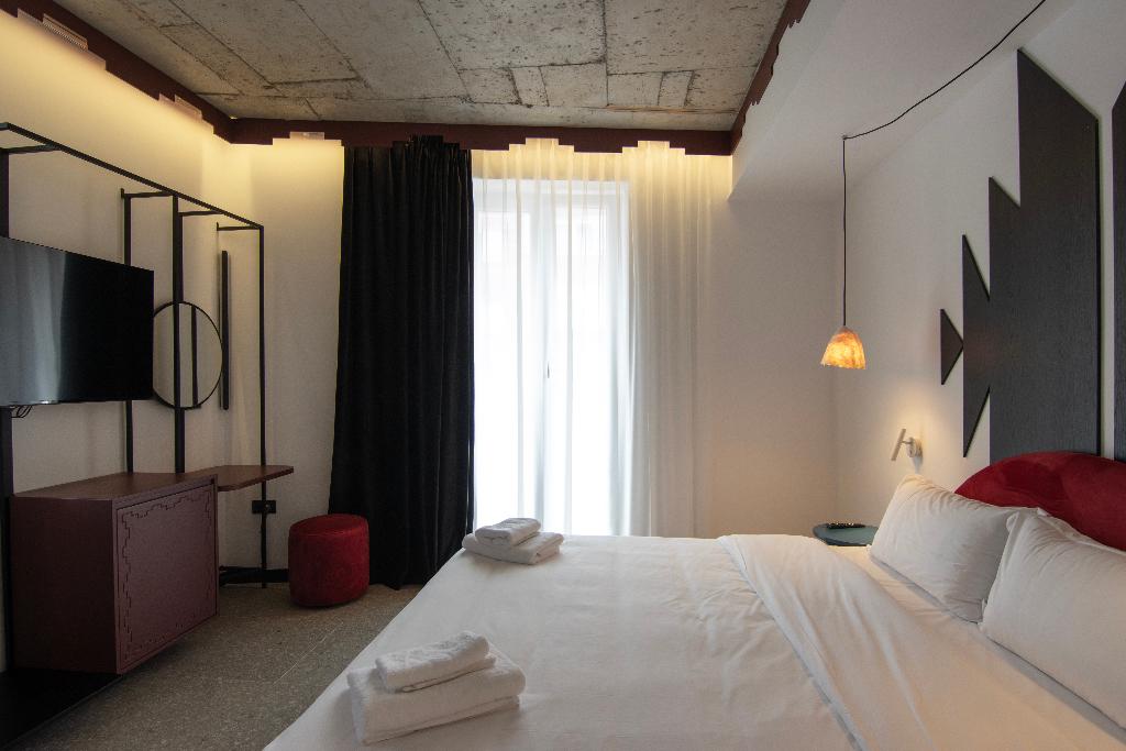 Bazaar Hotel