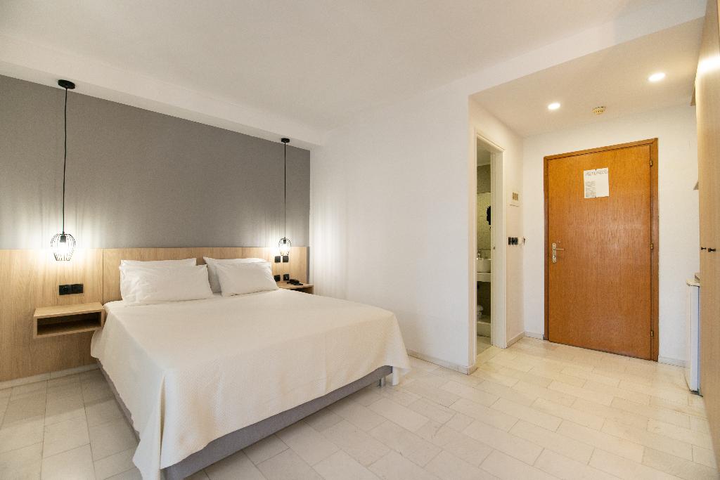Selini Suites