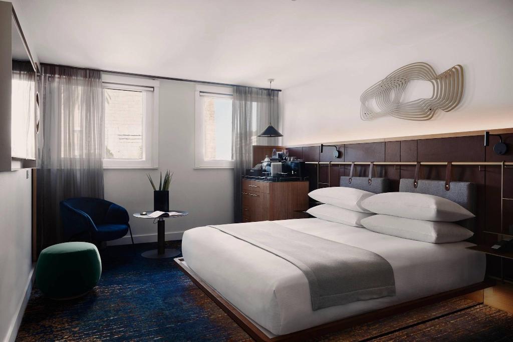 hotel-thumb