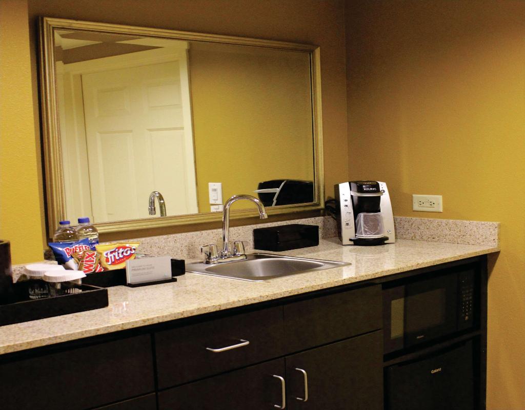Embassy Suites by Hilton Laredo