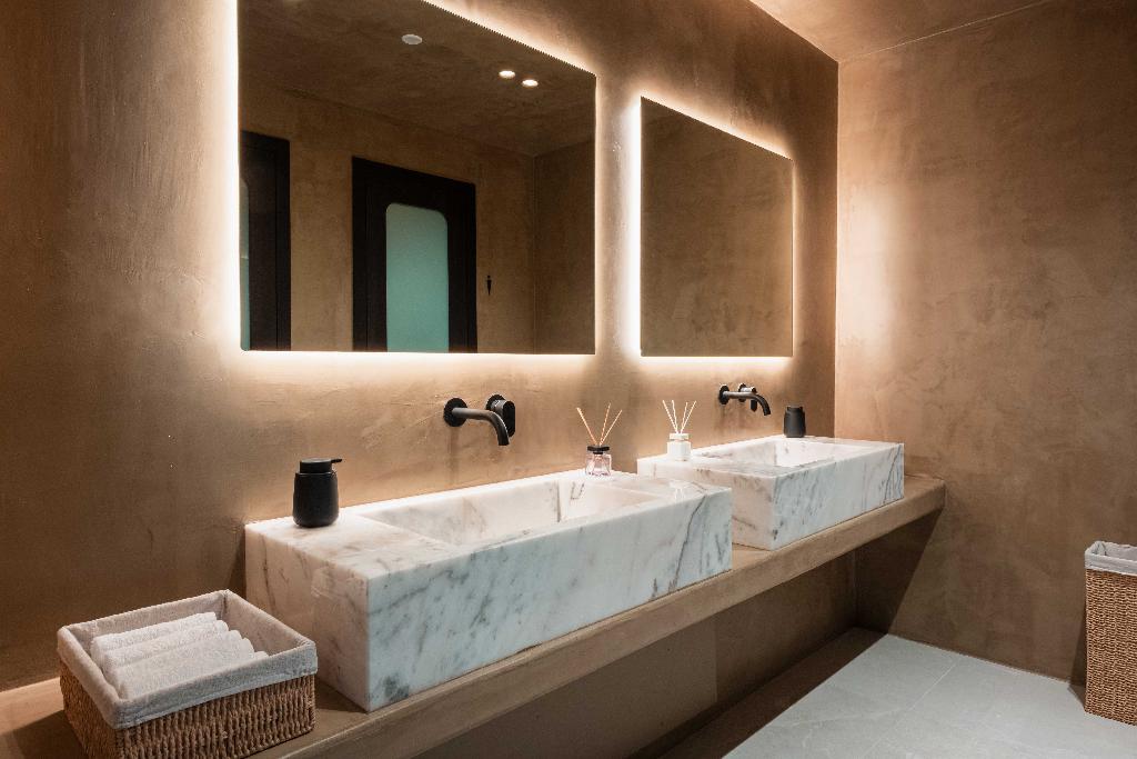 Noir Mykonos