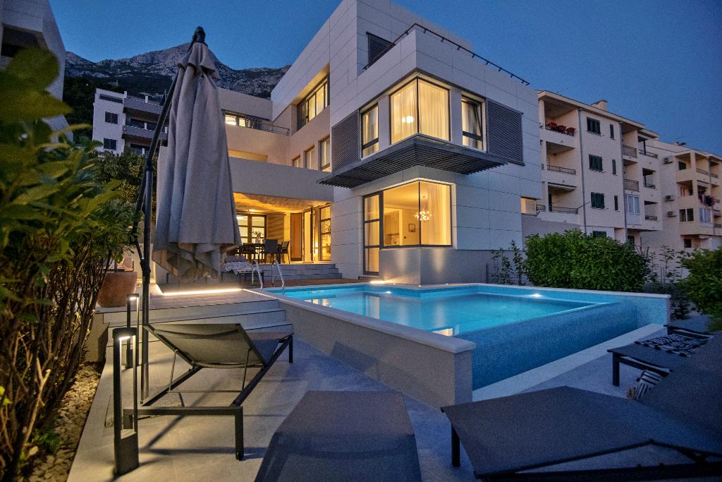 Spectrum Luxury Villas