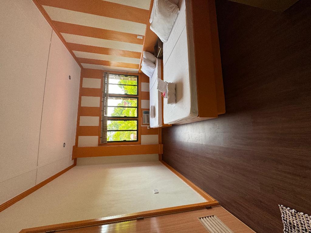 Stefanie Grace Inn