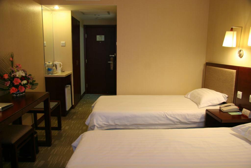 Chong Wen Men Hotel