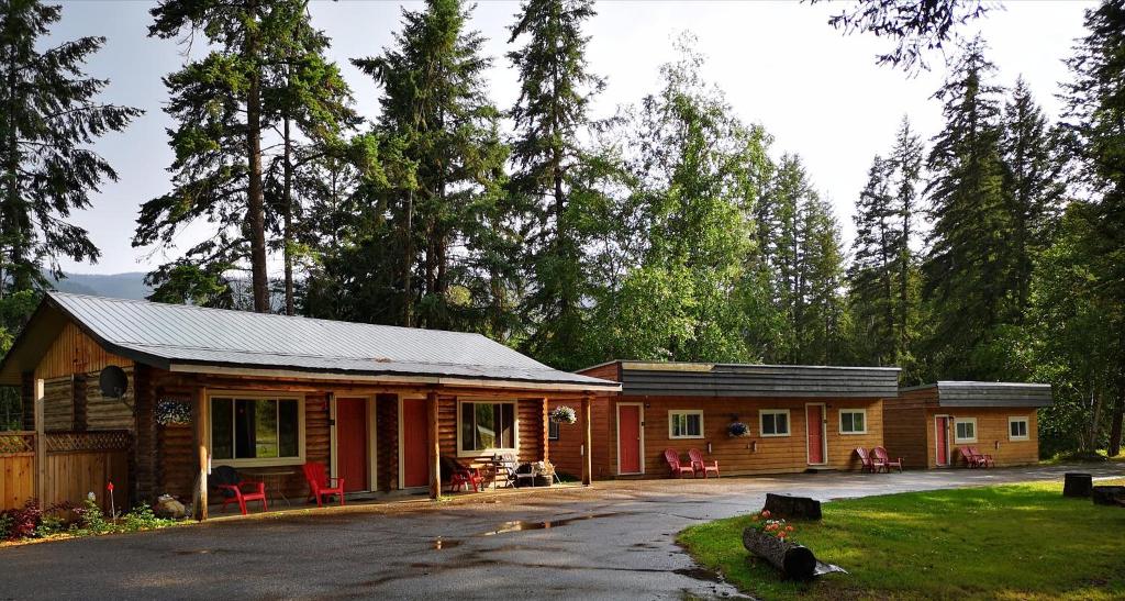 Overlook Inn Cabins