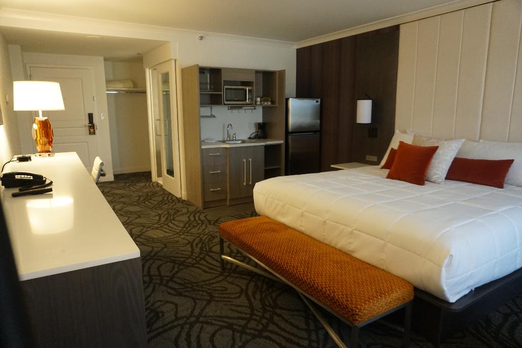 J Resort Reno