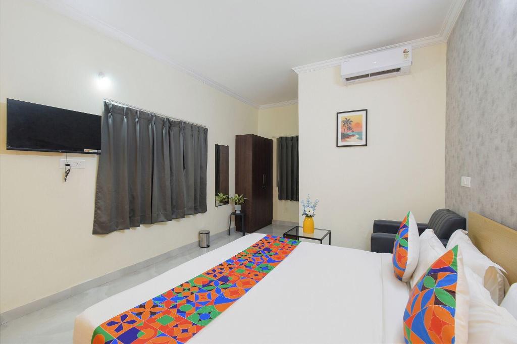 Fabhotel Joy Stayz