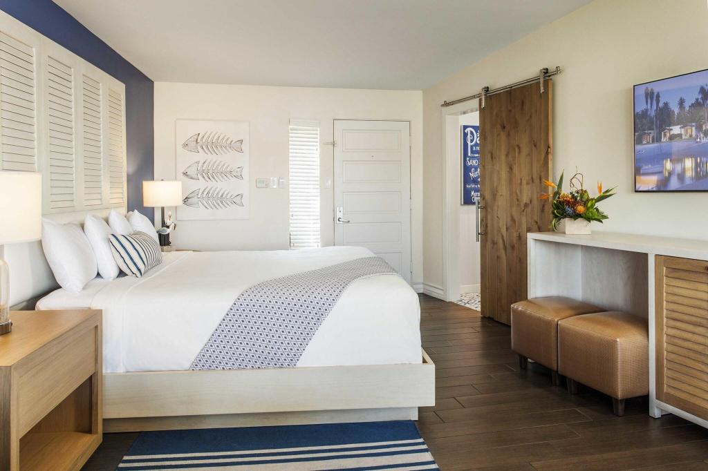 Paradise Point Resort & Spa