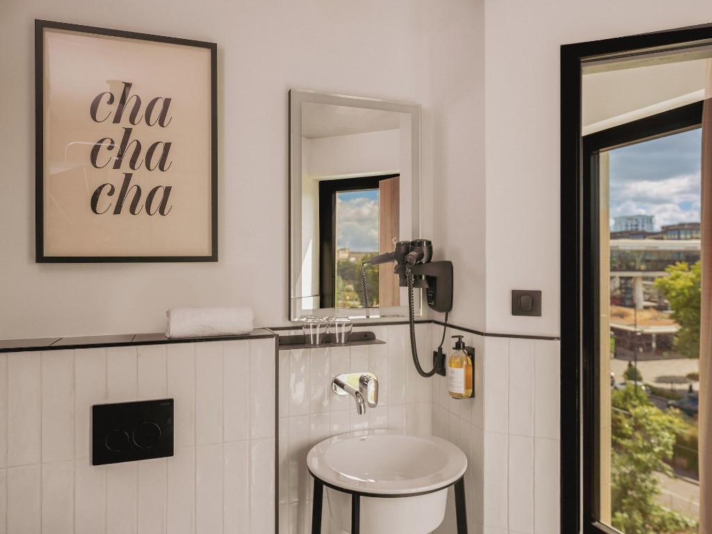 Chachacha Hã´tel