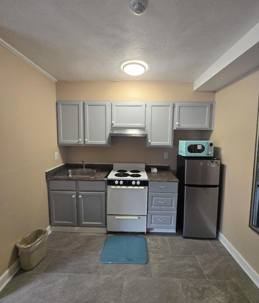 Nashoba Valley Inn & Suites