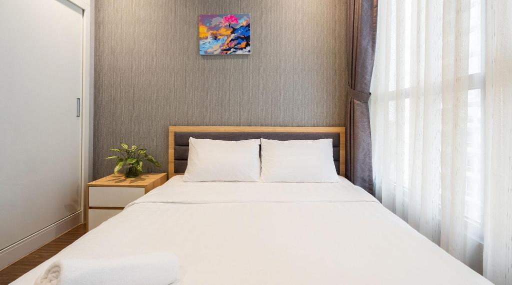 Lyshing Apartment In Vinhomes Luxury Landmark