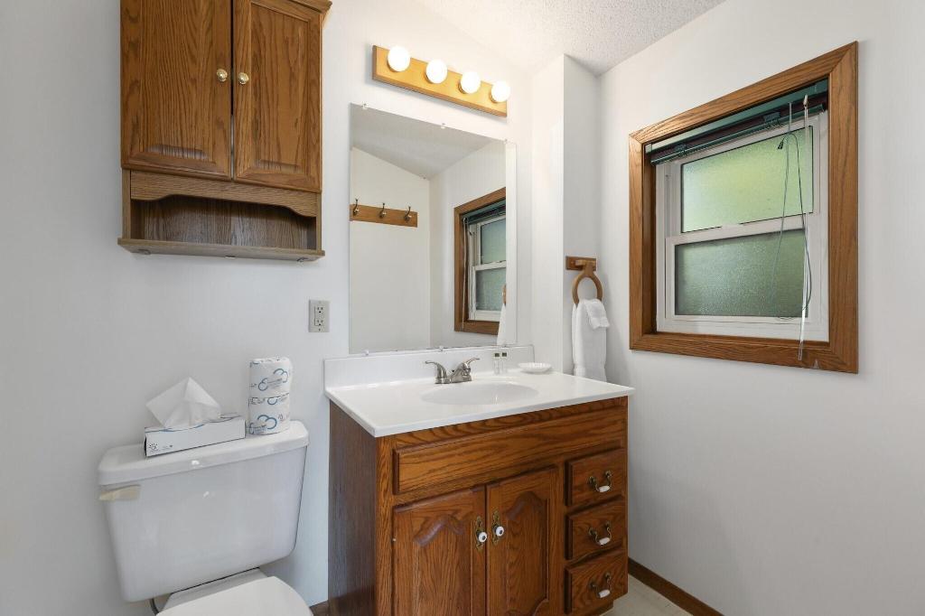 Pelican Lakes Motel
