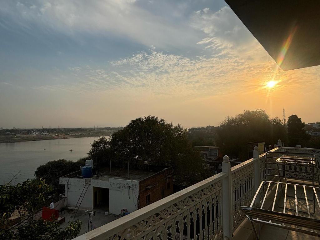 Iskcon Prayagraj Guest House