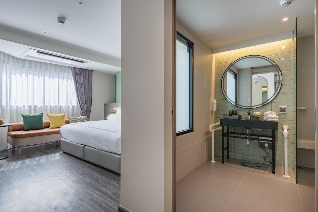 The Akyra Bangkok 11