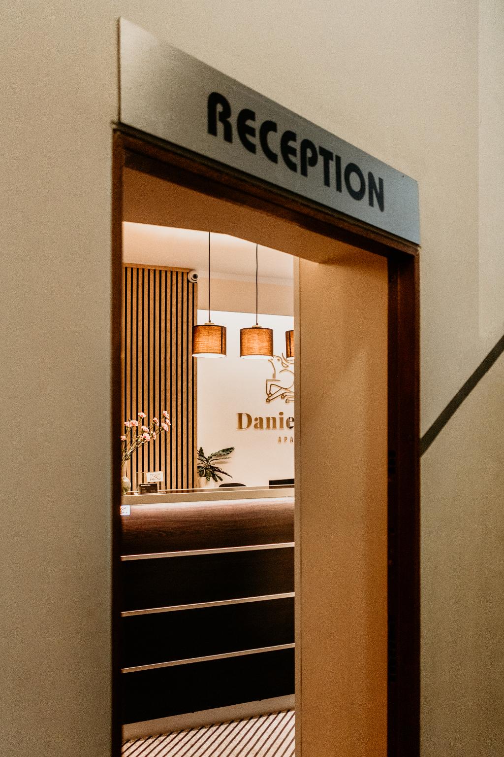 Daniel Griffin Aparthotel - Lobby
