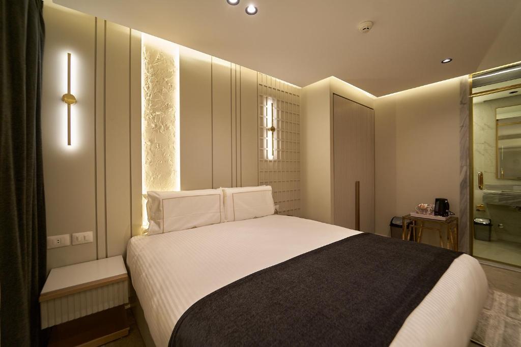 Pyramids Charm Hotel