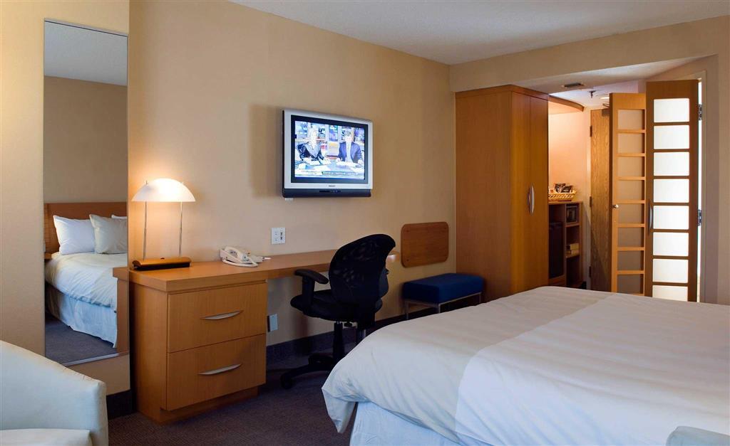 DoubleTree by Hilton Ottawa Downtown